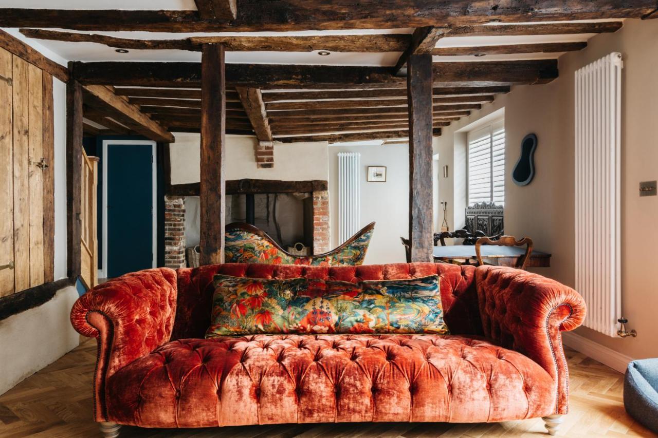Crippens, Romantic, Historic Very Free Parking & Ev Holiday home Canterbury
